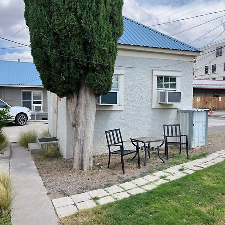 Dragonfly Cottage 1 Of 5 Listings Downtown Алпайн Екстериор снимка